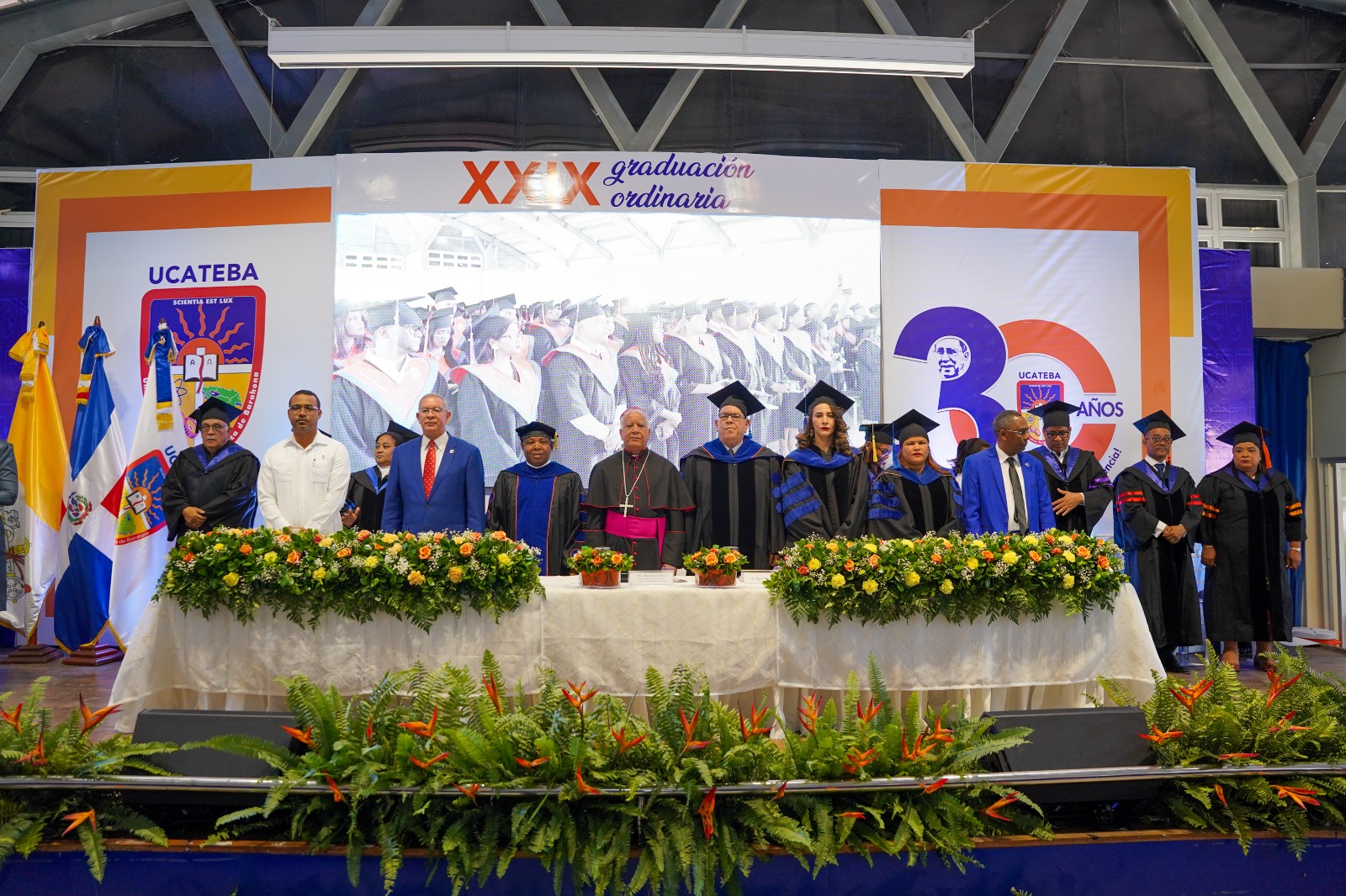 30 años de excelencia: UCATEBA entrega a la sociedad 341 nuevos profesionales
