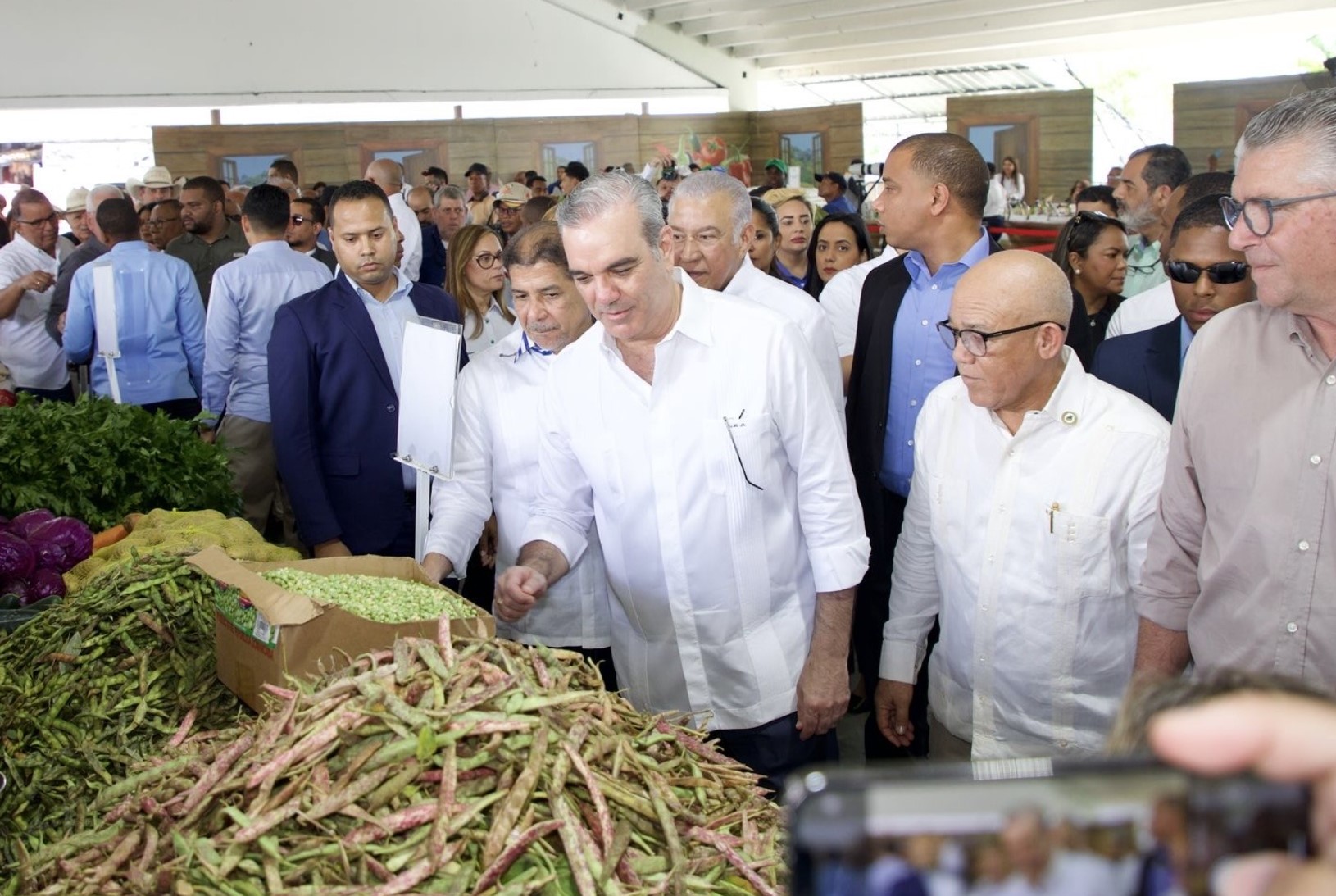 Gobierno llevará a toda RD los mercados productores INESPRE