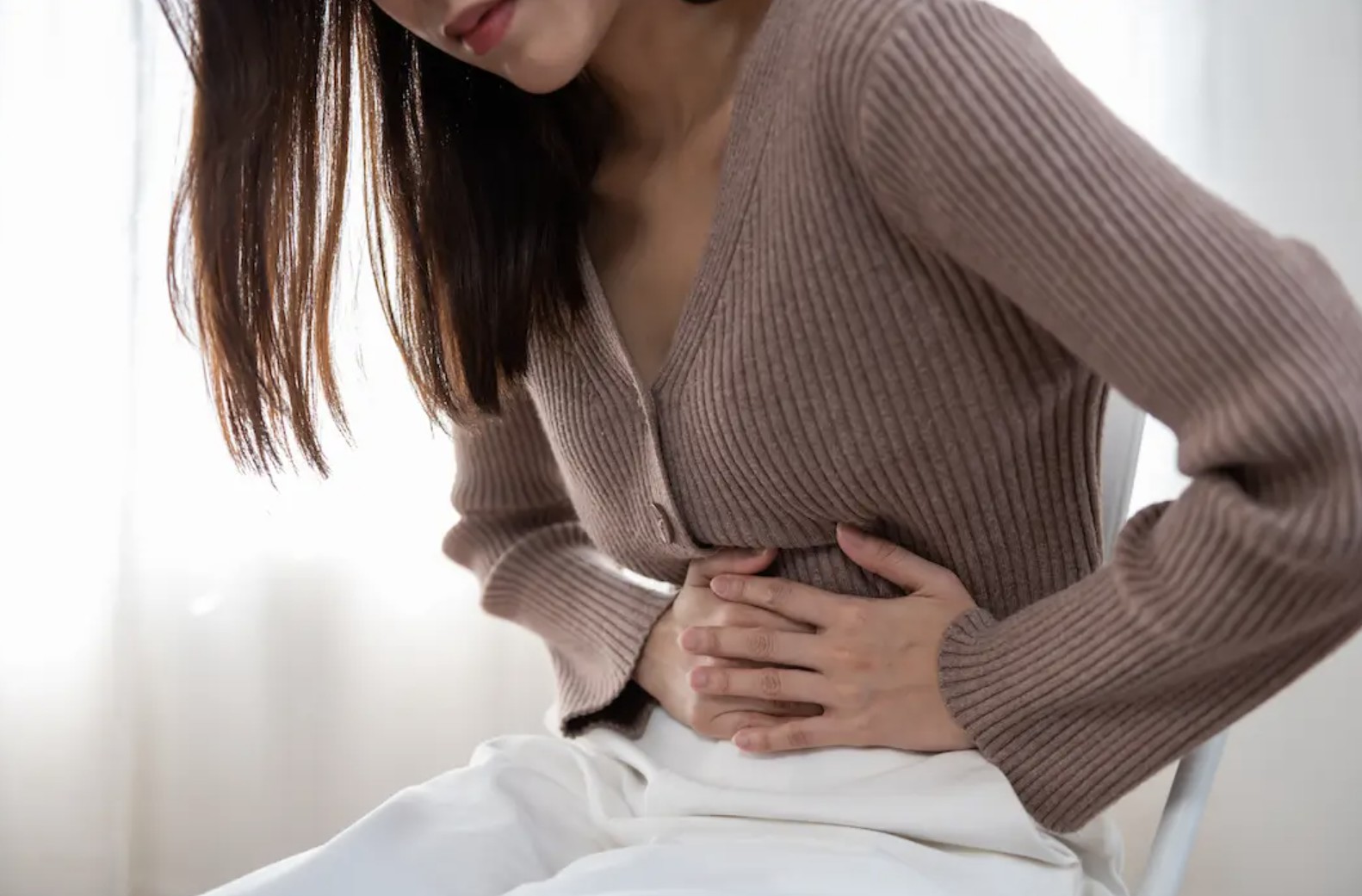 Estrés y dolor de estómago: cómo el cuerpo reacciona a la tensión