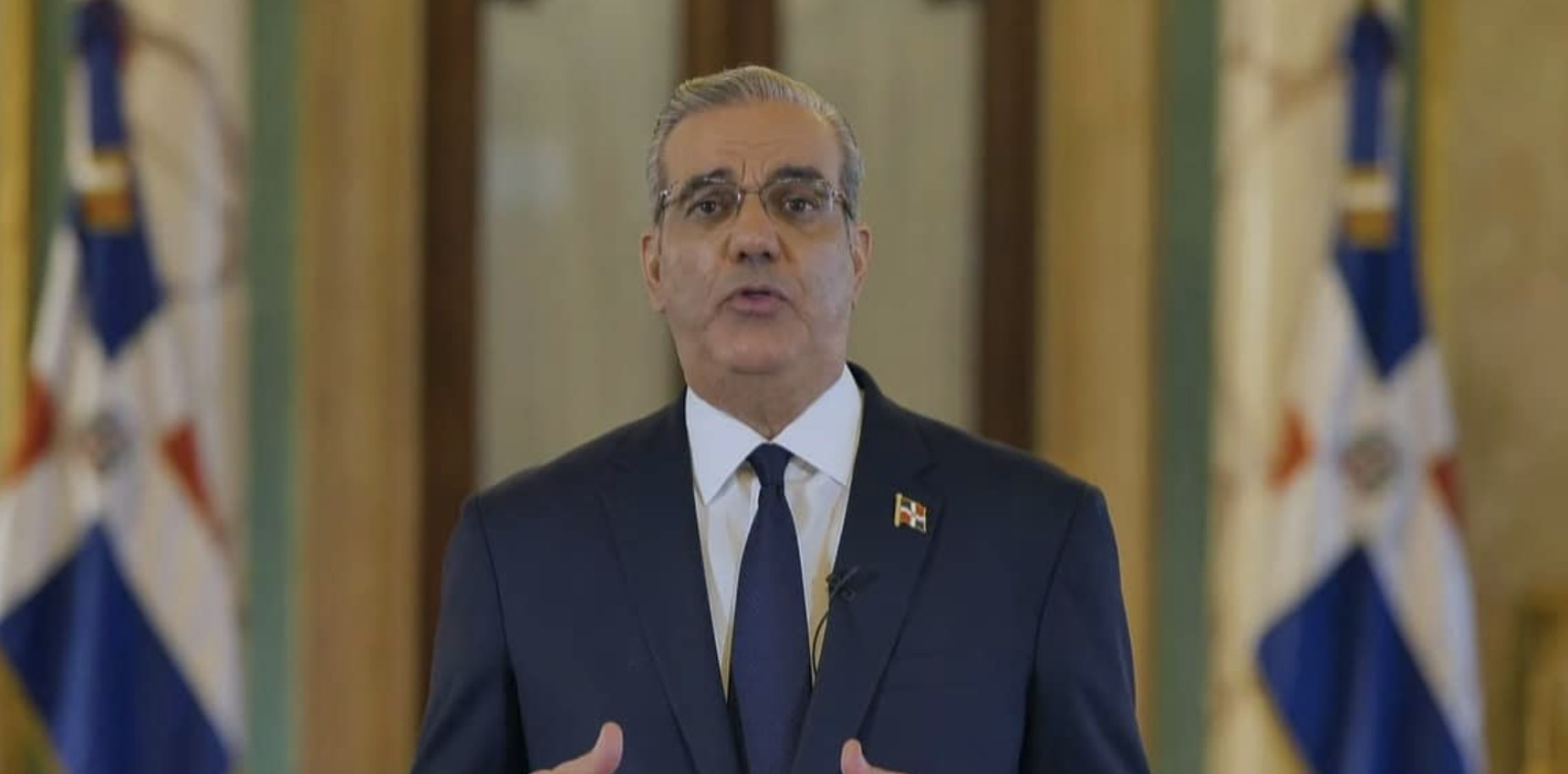 Presidente Abinader anuncia 15 medidas contra la inmigración irregular de haitianos