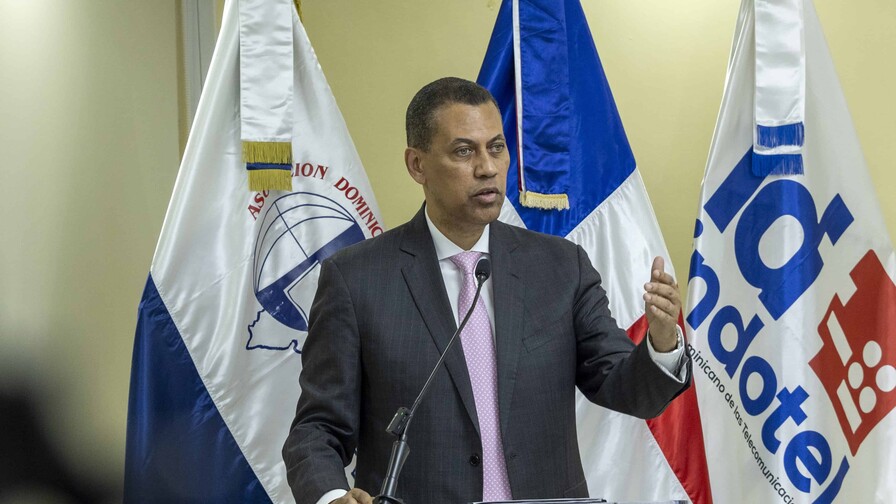 Guido Gómez Mazara advierte al PRM sobre uso de recursos públicos y presiones políticas por candidaturas