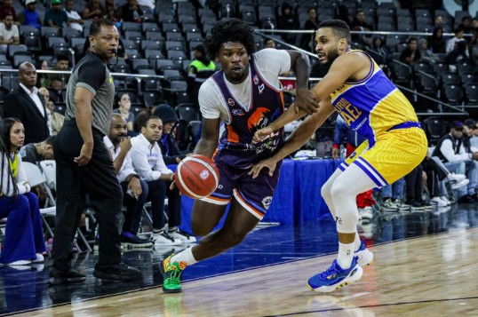 Los Prados y Mauricio Báez abren la semifinal B del TBS Distrito