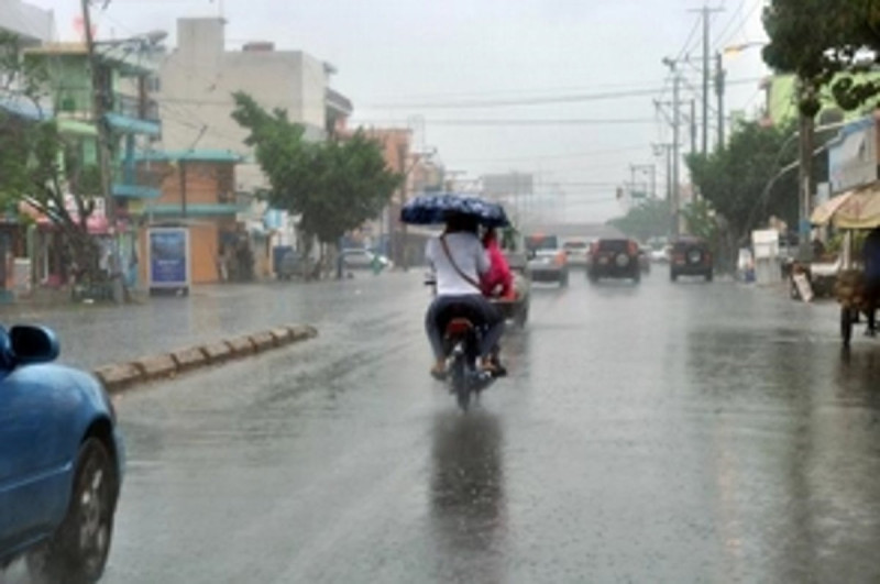 Este miércoles seguirán las lluvias por vaguada y cinco provincias se mantienen en alerta